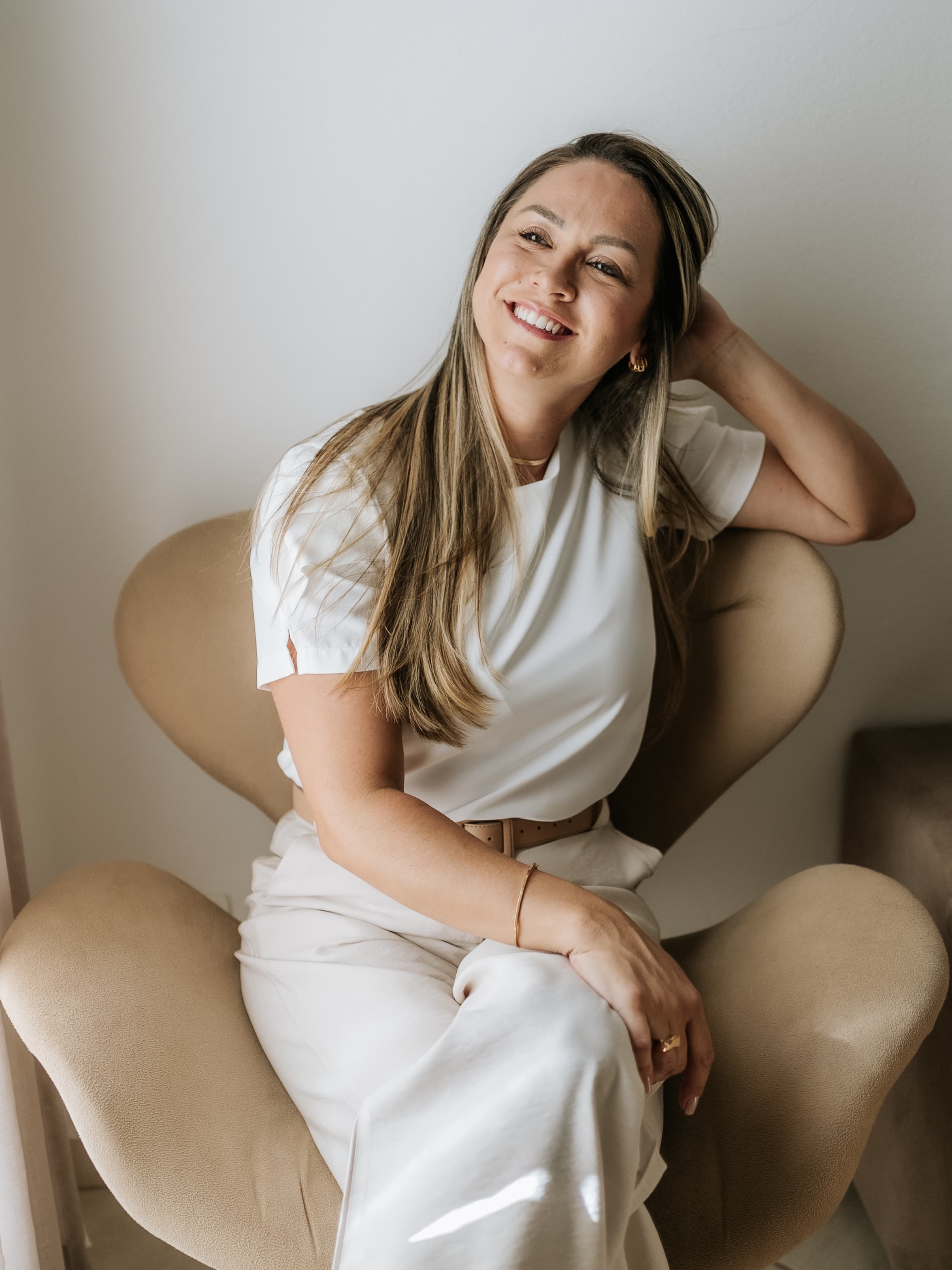Cinthia Vallim, psicóloga em Mogi Guaçu, sorrindo